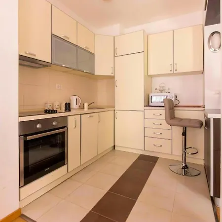 Sea Point Korda Apartment Budva